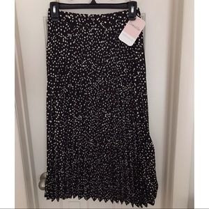 NWT HEYSON “DRESSUP” SKIRT SIZE SMALL